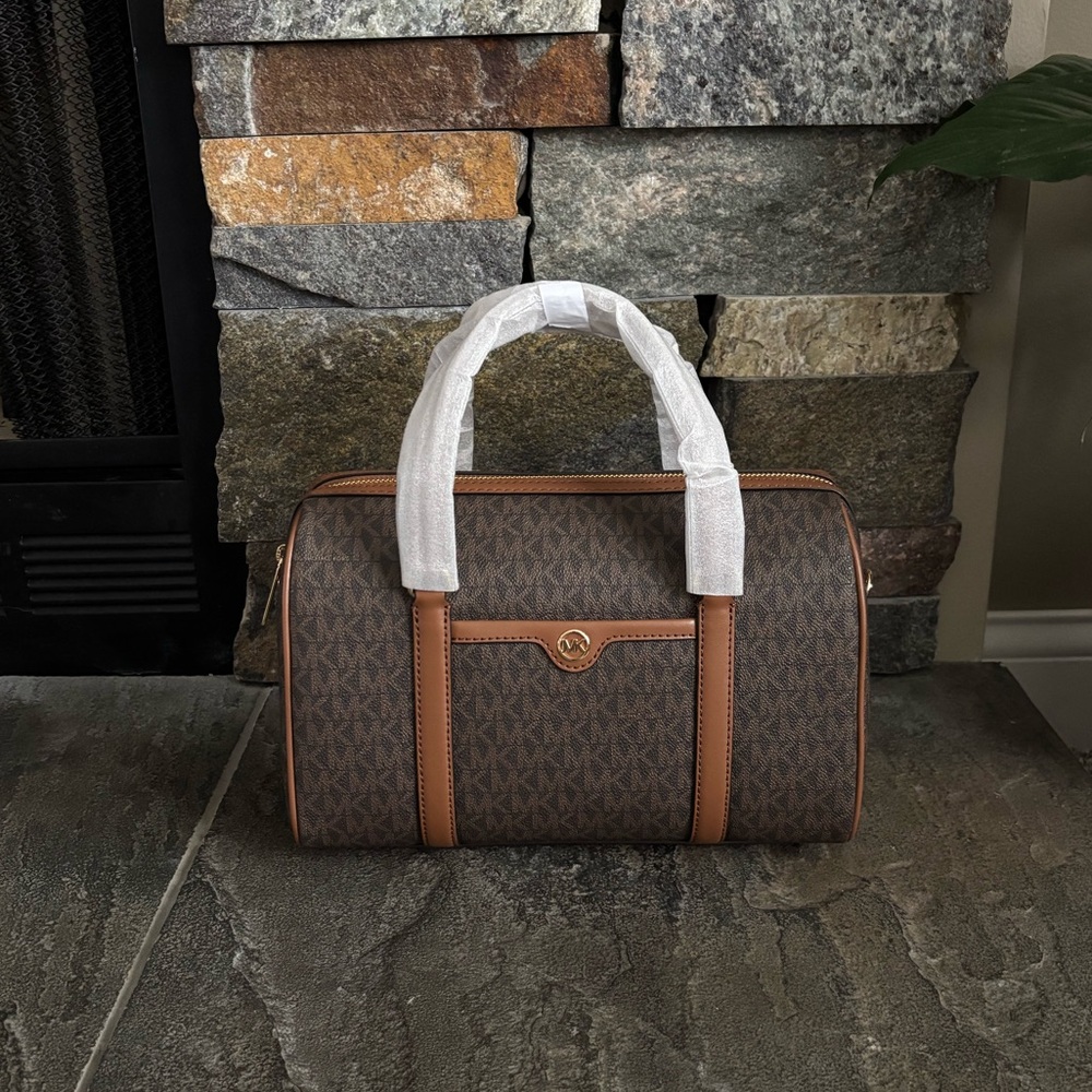 NWT Michael Kors Medium Logo Duffel Satchel - Picture 2 of 14